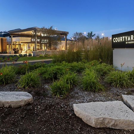 מלון Courtyard By Marriott Chicago Waukegan / Gurnee מראה חיצוני תמונה