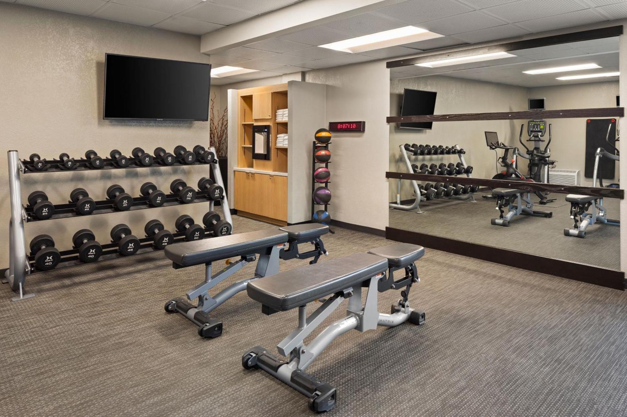 מלון Courtyard By Marriott Chicago Waukegan / Gurnee מראה חיצוני תמונה
