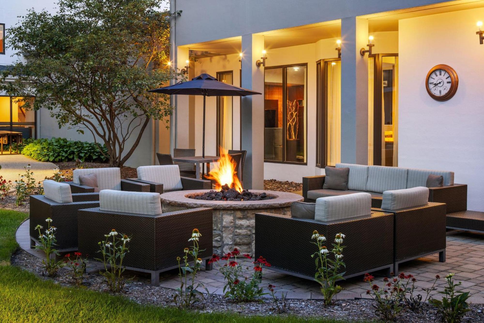 מלון Courtyard By Marriott Chicago Waukegan / Gurnee מראה חיצוני תמונה