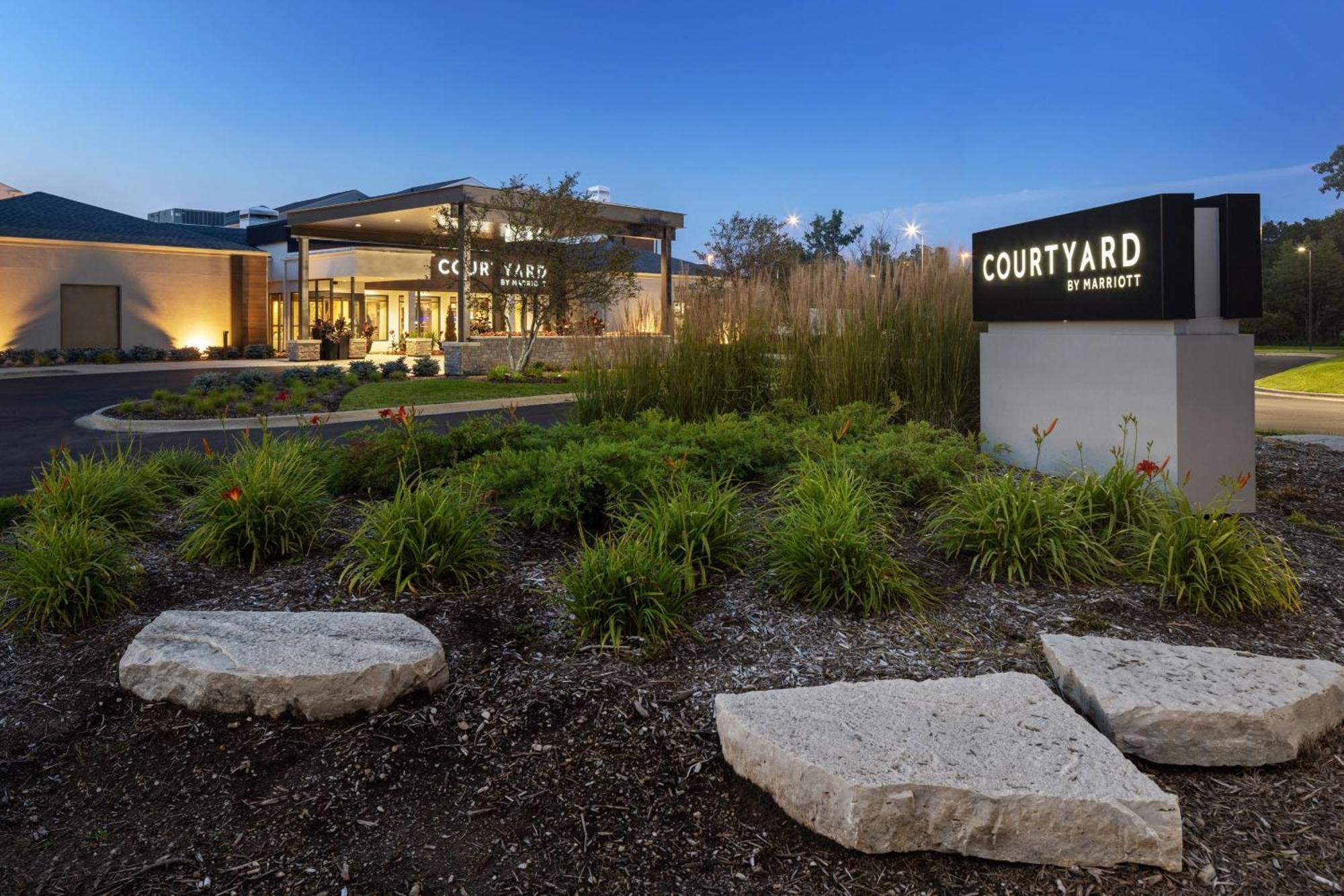 מלון Courtyard By Marriott Chicago Waukegan / Gurnee מראה חיצוני תמונה