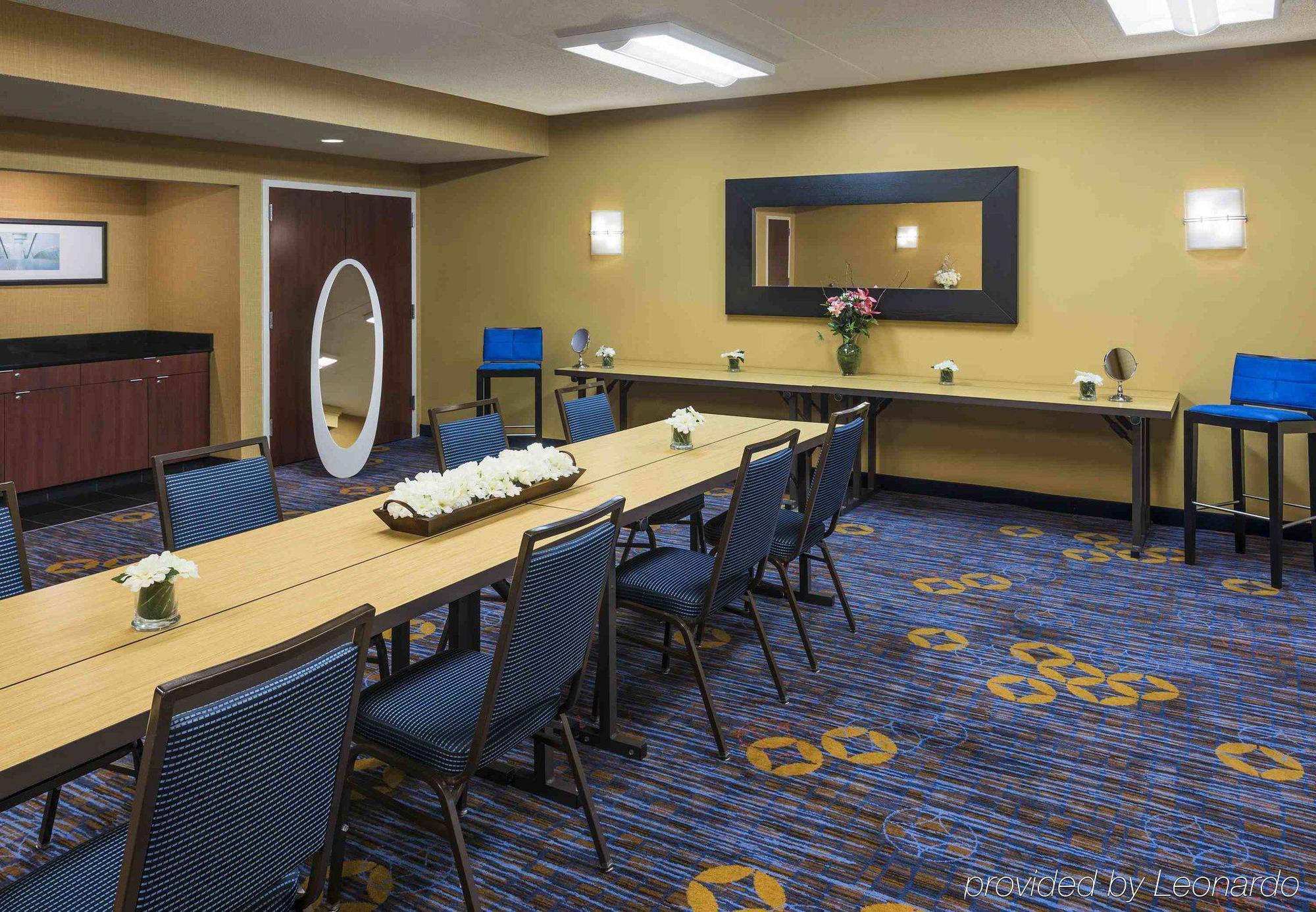 מלון Courtyard By Marriott Chicago Waukegan / Gurnee מראה חיצוני תמונה